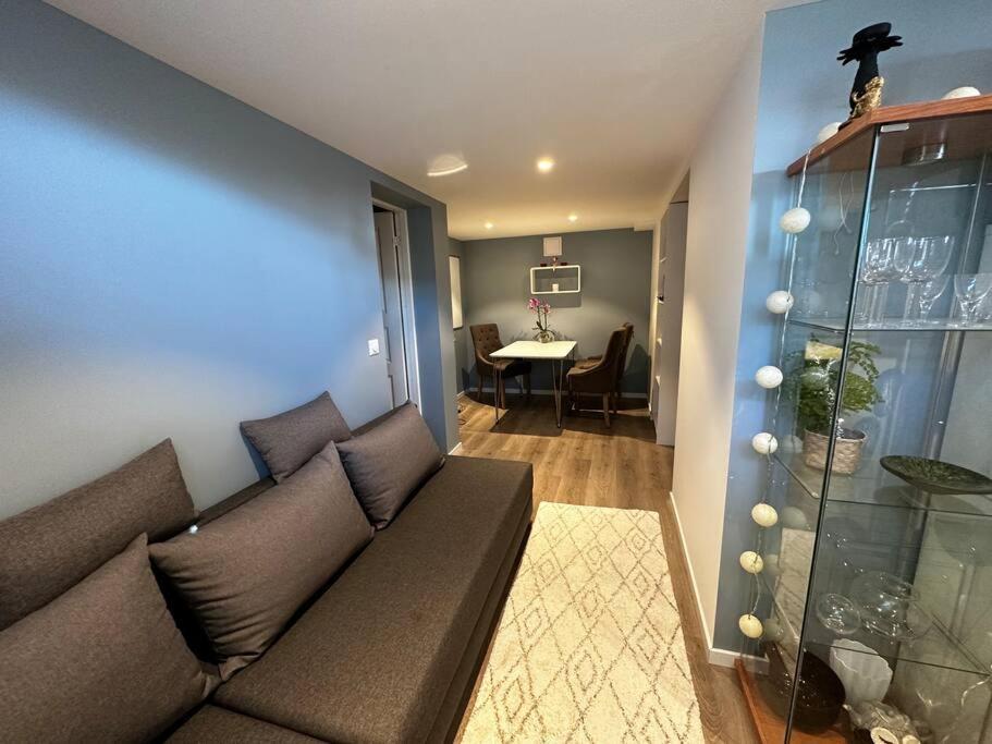 Basement Apartment With Parking Ålesund Εξωτερικό φωτογραφία
